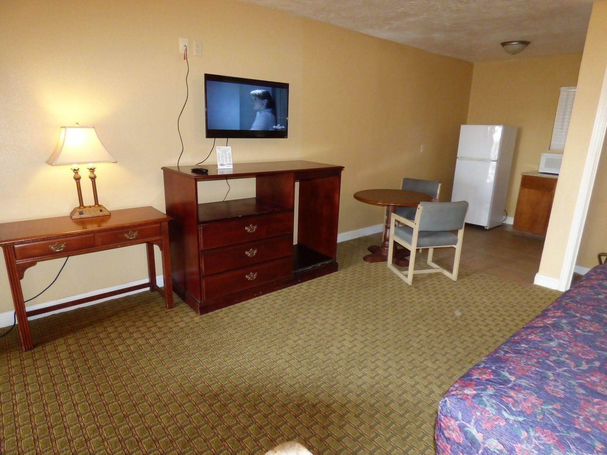Economy Inn & Suites St. George Exterior foto